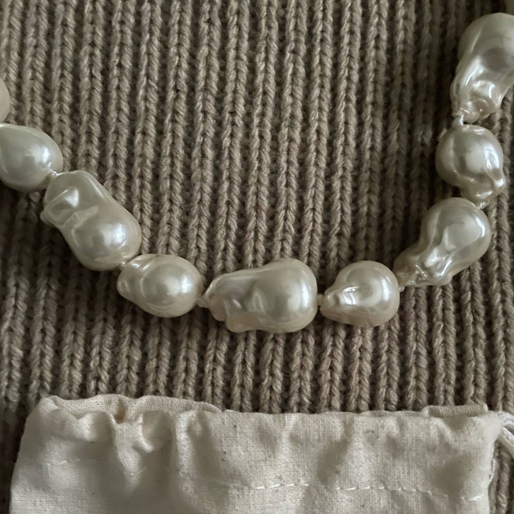 J. Crew White Pearl Baroque Necklace - Picture 6 of 11